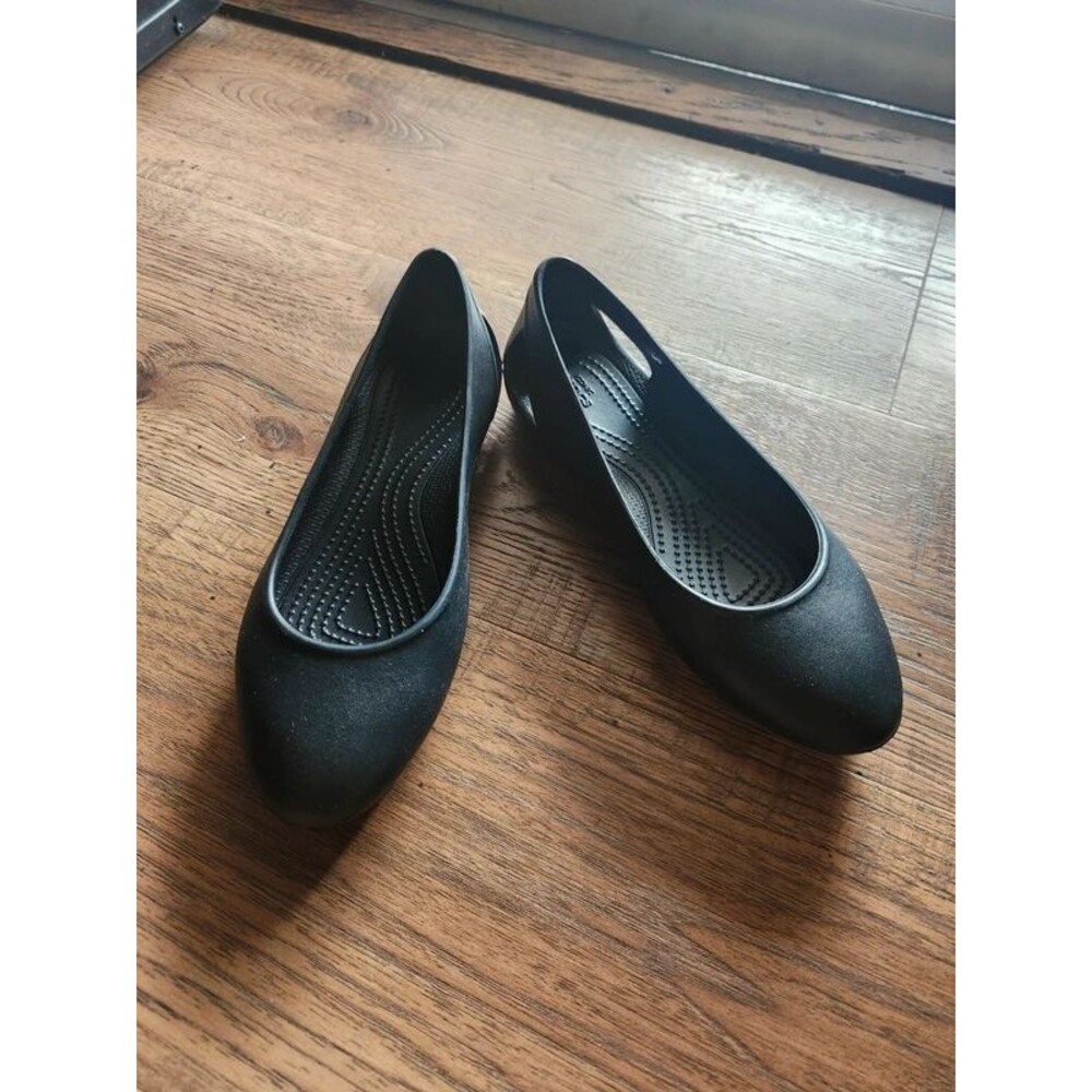 Crocs Kadee Ballet Flats Black Women's Size 6 Slip On Comfort Shoes EUC